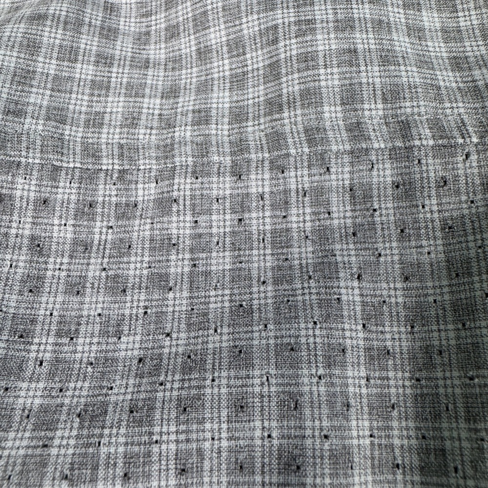 Huk Mens Grey Plaid Short Sleeve Button Down Fishing Shirt Size Medium Mesh Back - Picture 12 of 12